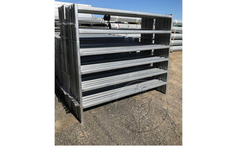 Heavy-duty Cattle and Horse Yard Panels (2.1m wide) in stock | Graintec Scientific